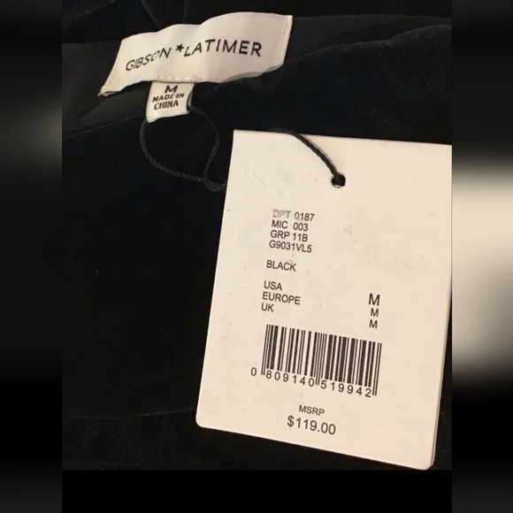 NWT Gibson Latimer Women's Black Velvet Off The Shoulder Romper pockets Size Med - Picture 9 of 9